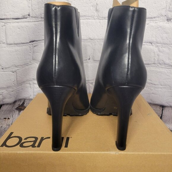 Bar III Dillian Front Zip Shooties - Picture 9 of 11